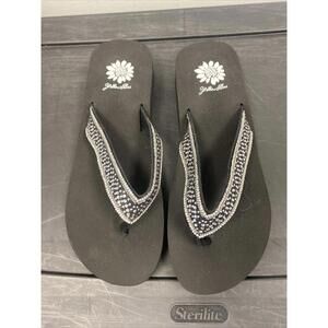 Woman's Sandals Yellow Box Jaliyah back clear slippers size 7.5